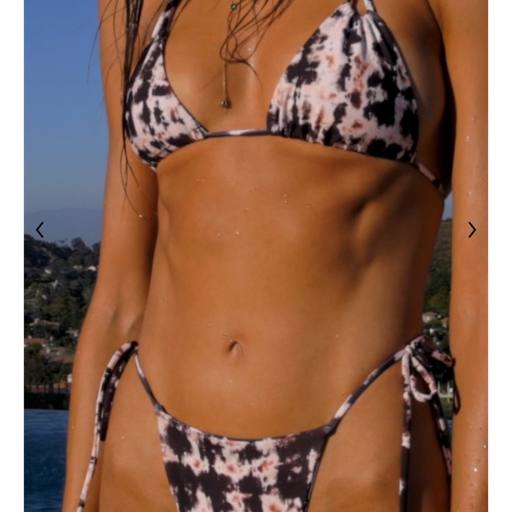 NWT Skatie Set, Alice top & Bobbi thick bottom in Dawn. Size small